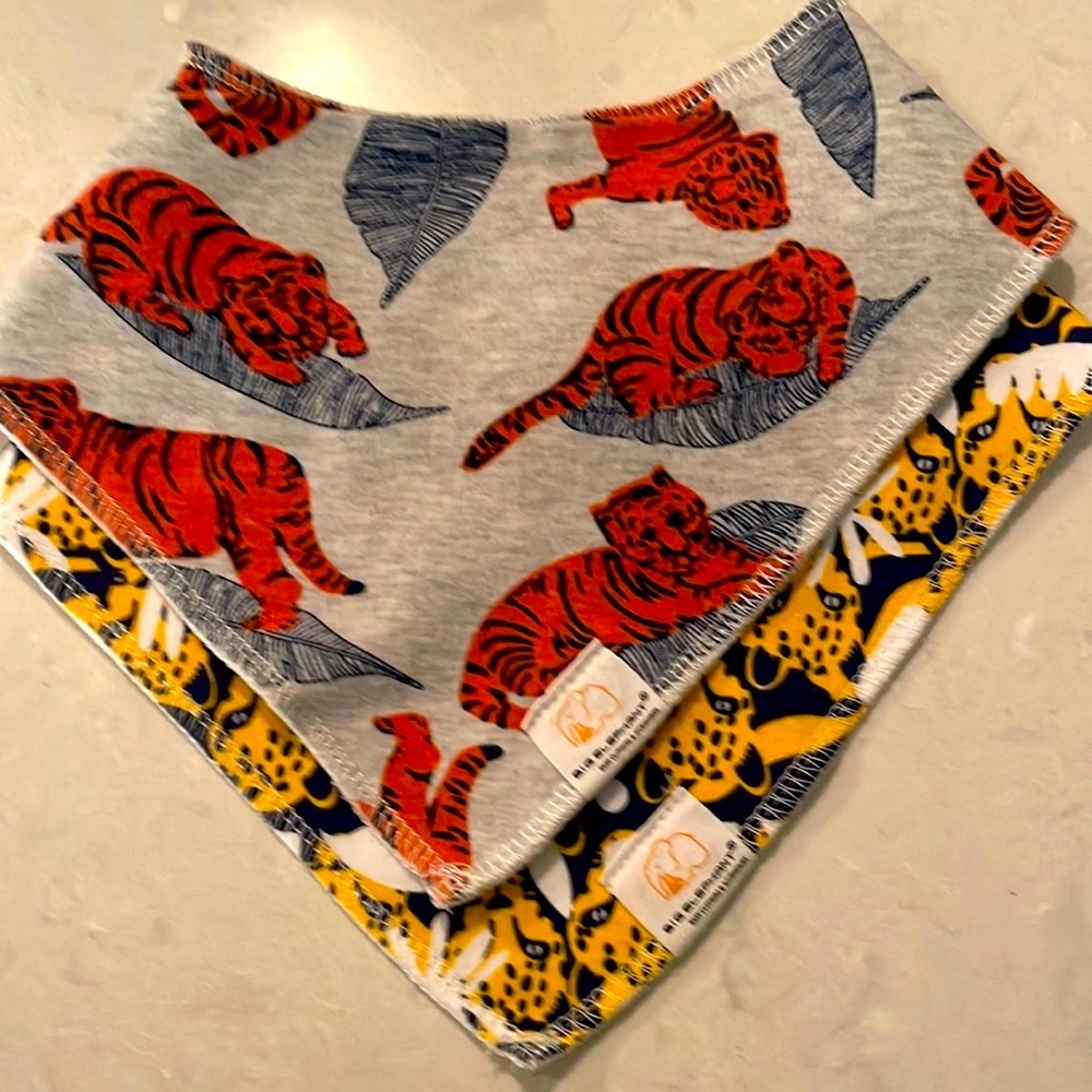 Big Elephant brand 2 bibs with tiger and cheetah print